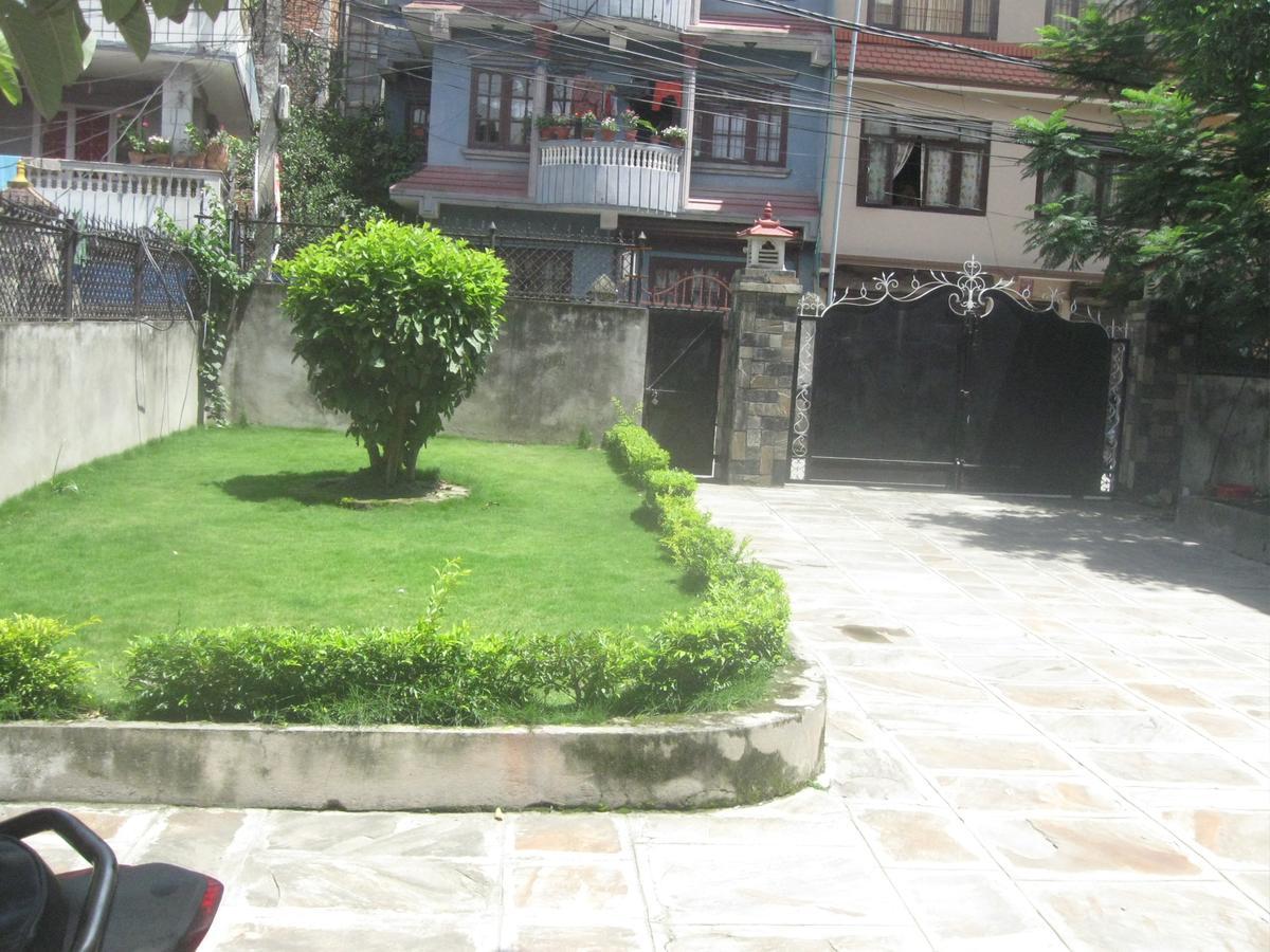 Travelers Home Kathmandu Bagian luar foto